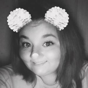 Meet your Posher, April